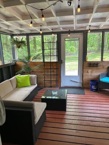 Serene Retreat! 420 Friendly In Designated Area, 3 Minutes To Downtown Richmond Extérieur photo